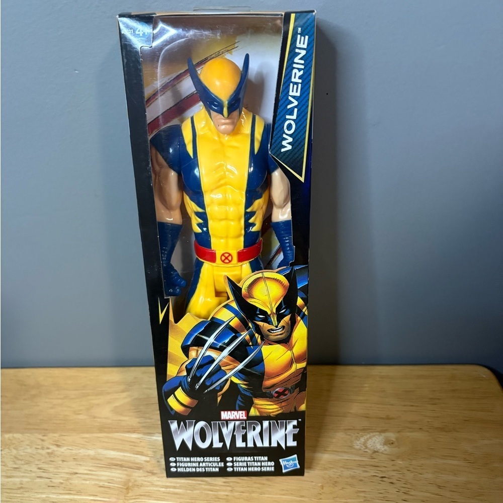 NEW IN BOX Marvel Wolverine X-Men Titan Hero Series 12 inch Action Figure